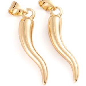 18 Yellow Gold Filled italian horn charm